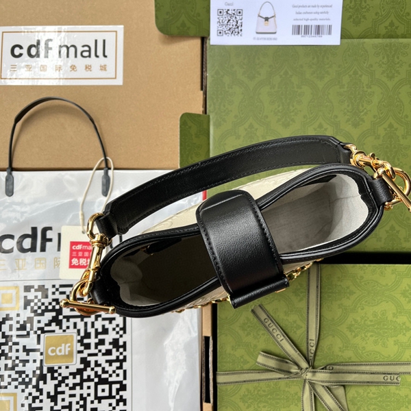 グッチバッグ側面デザイン